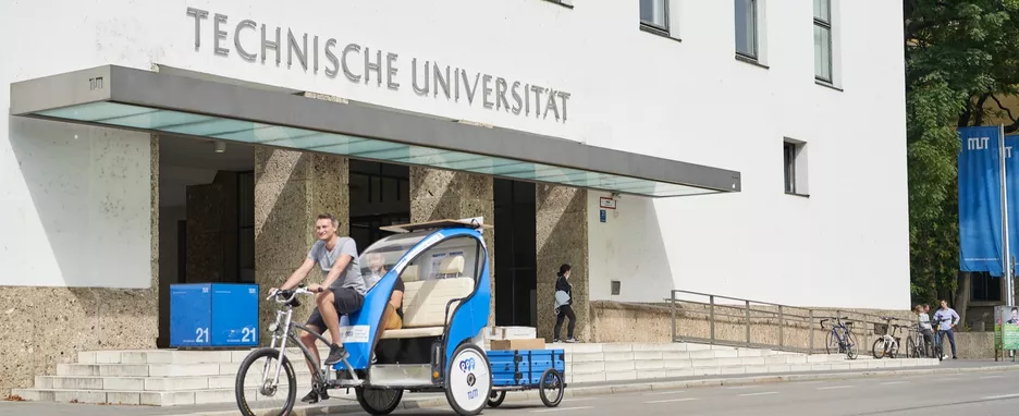 TUM Campus Eingang Arcisstraße